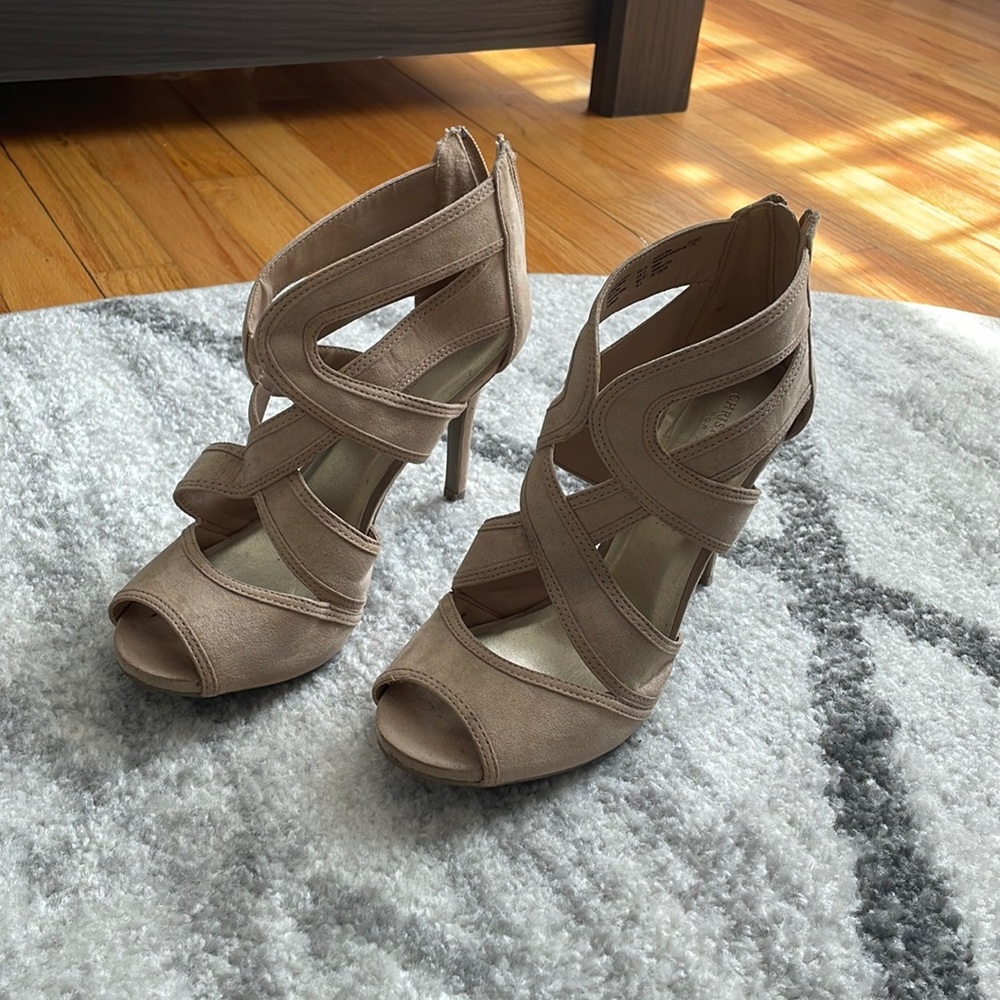 Tan/Nude Christian Siriano Heels Size 9.5